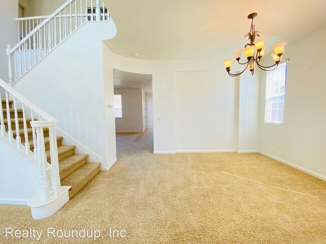 Building Photo - 4 br, 2.5 bath House - 9985 Sienna Ct
