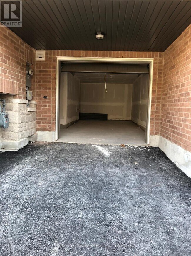 Building Photo - 888 Cactus Point