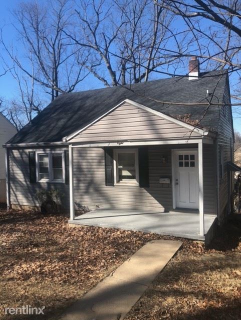 Primary Photo - 4 br, 2 bath House - 8 Beacon Hill Rd