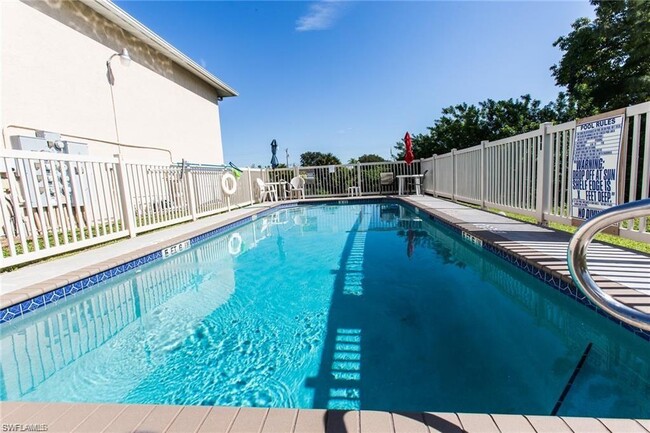 Foto del edificio - 621 SW 47th Terrace