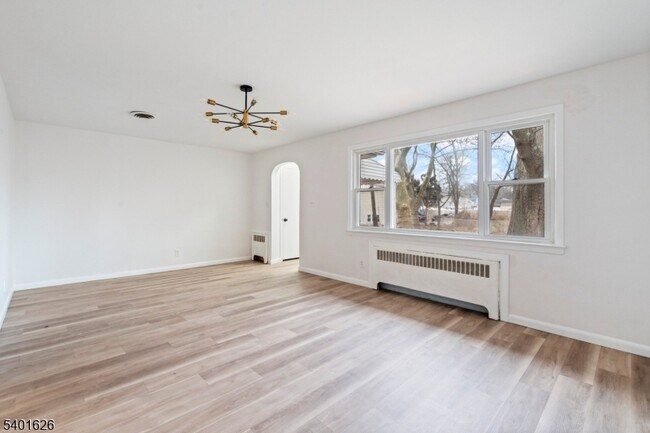 Foto del edificio - 929 Heaton Pl