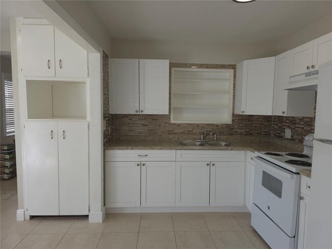 Foto del edificio - 10214 Altman St