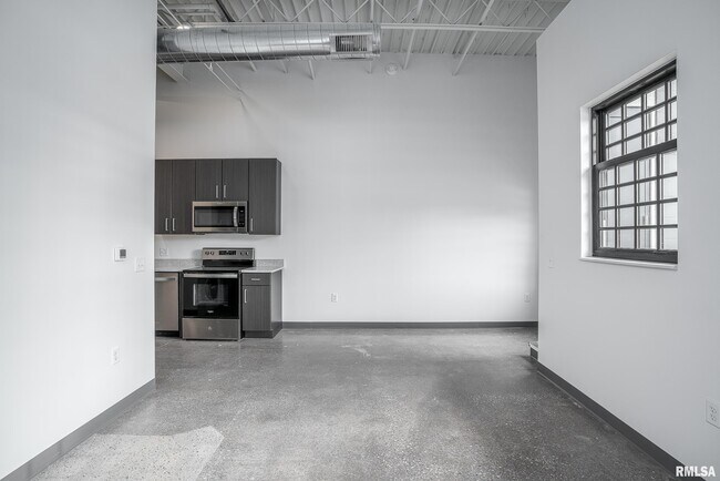 Foto del edificio - 601 W 2nd St