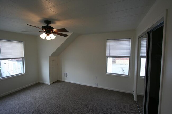 Building Photo - 518 Winesap Ave
