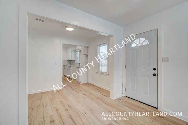 Foto del edificio - 208 W Kittyhawk Dr