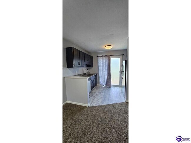 Foto del edificio - 2825 Frontier Ct