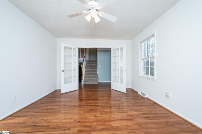 Building Photo - 125 Newgate Dr