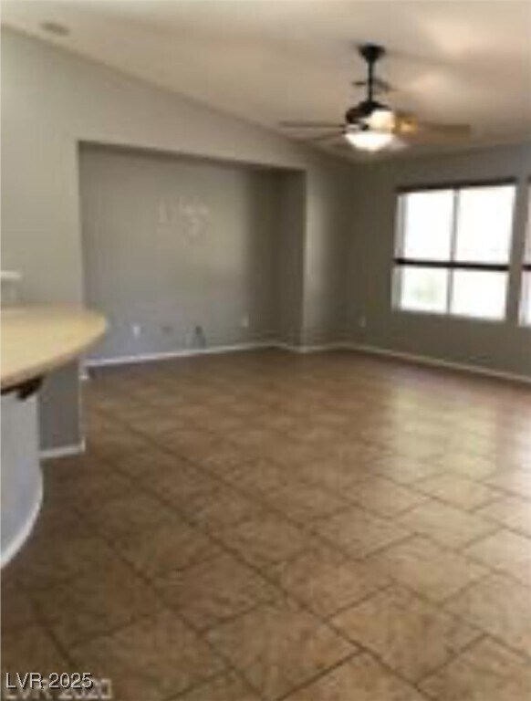 Foto del edificio - 9329 Dorrell Ln