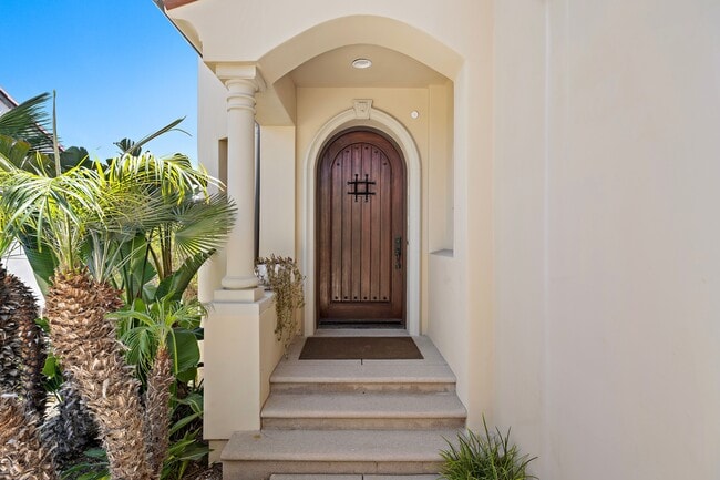 Foto del edificio - 150 Sidney Bay Dr