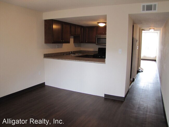 Foto del edificio - 1740 NW 3rd Pl