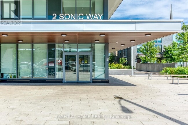 Building Photo - 2 Sonic Way