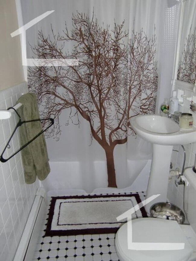 Foto del edificio - Cozy Studio w/ separated Kitchen!