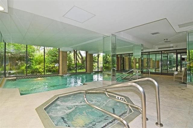 Foto del edificio - 5200 Keller Springs Rd