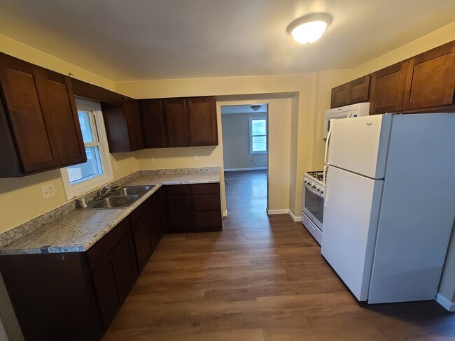 Foto del edificio - 8149 Antioch Rd