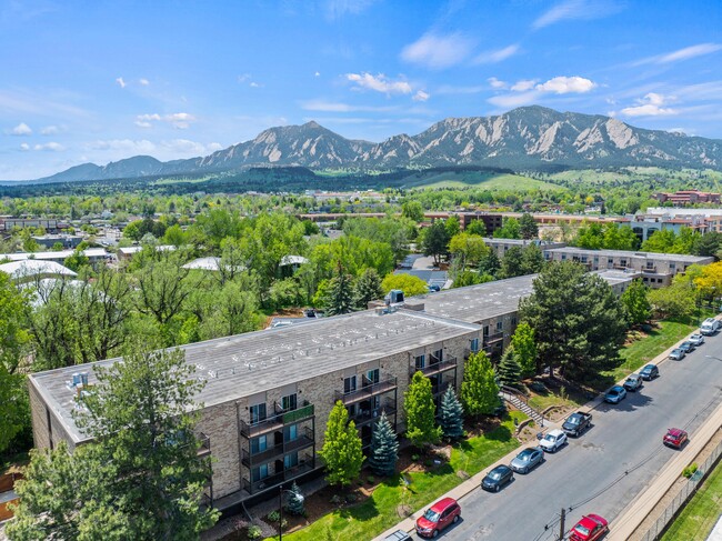 Foto del edificio - Mountainaire Apartments