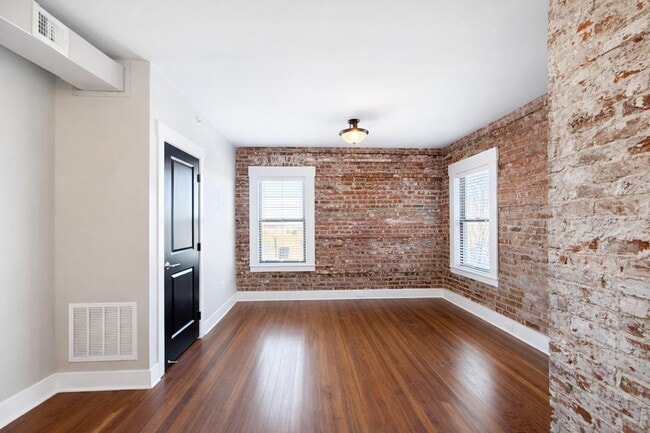 1011 S 30th Avenue - 1011 S 30th Avenue Apartment