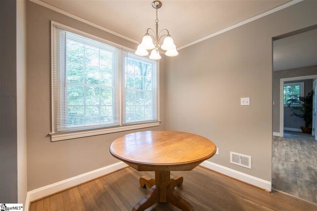 Foto del edificio - 3 Powell St