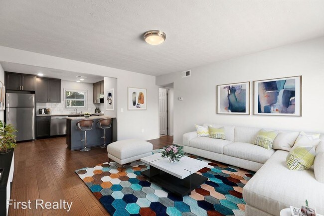 Foto del edificio - 1 br, 2 bath Apartment - 304 E. Glenn Ave.