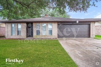 Building Photo - 16239 La Terra Dr