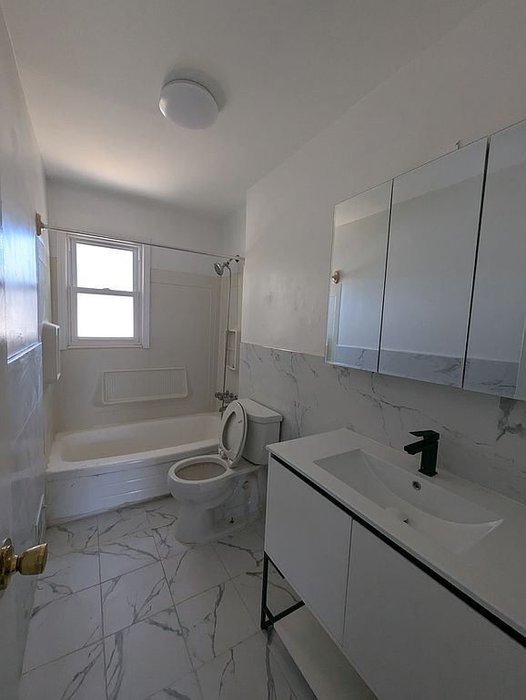 Foto del edificio - 2278 Desisto Dr