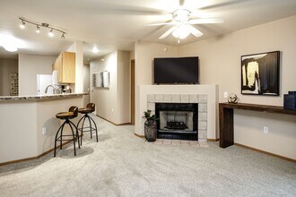 Building Photo - Tranquility Pointe
