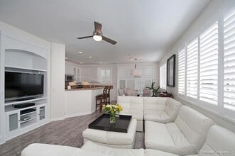 Building Photo - 6419 Alexandri Cir