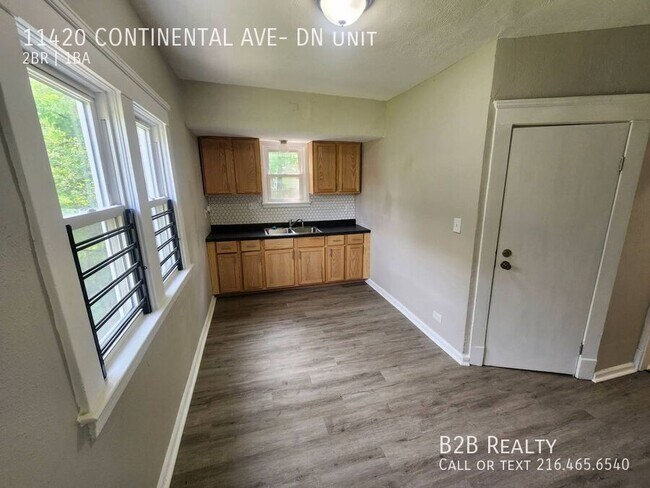 Building Photo - 11420 Continental Ave