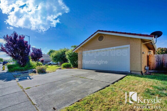 Foto del edificio - 229 Folland Dr