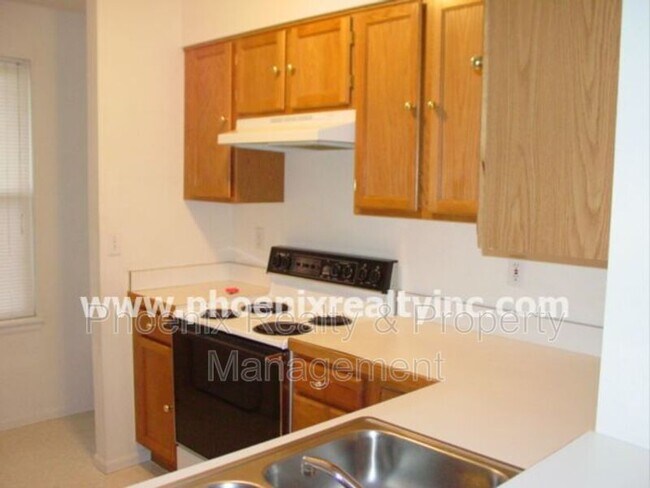Building Photo - 296 Pheasant Run