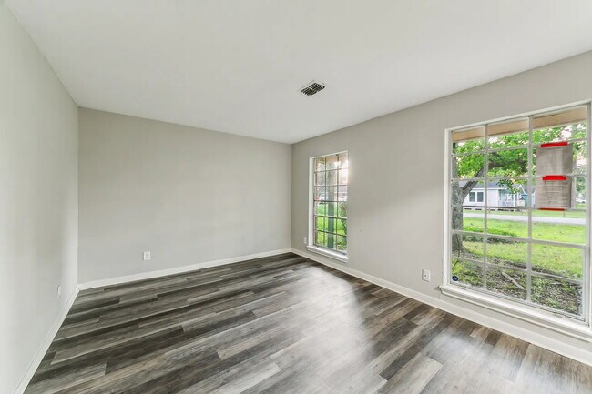 Building Photo - 4-Bedroom Home in League City – Space, Comfort & Convenience