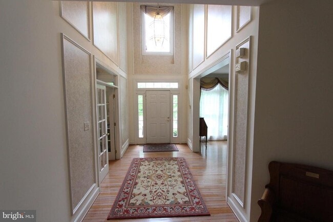 Foto del edificio - 8308 Wolftrap Rd