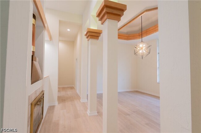 Building Photo - 15200 Sweetwater Ct