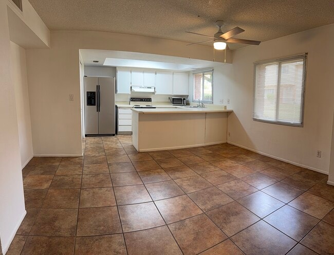 Foto del edificio - 4595 N 17th Ave