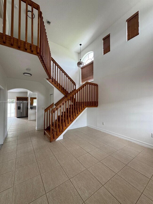 Building Photo - 14660 SW 176th Terr