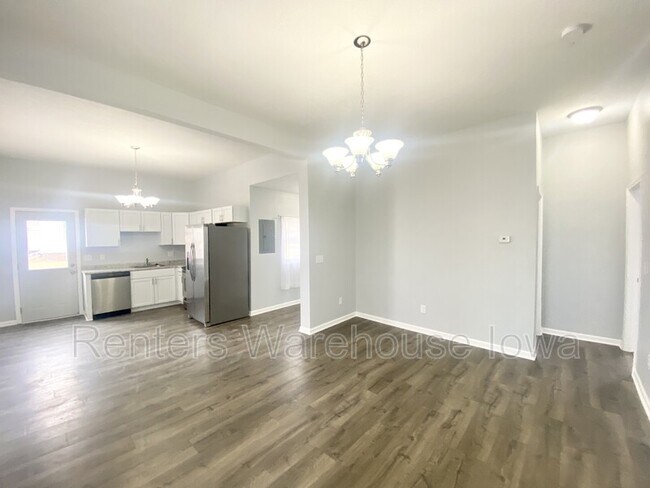 Foto del edificio - 808 W 3rd Ave