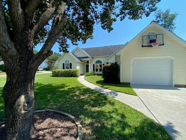 Foto del edificio - Georgous 3 bedroom 2 bath home in Northchase