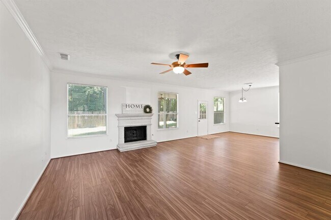 Foto del edificio - 18115 Polo Meadow Dr