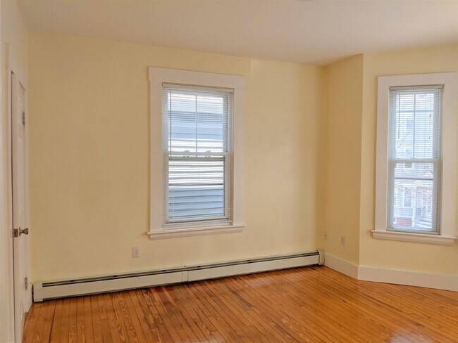 Foto del edificio - 397 Washington St