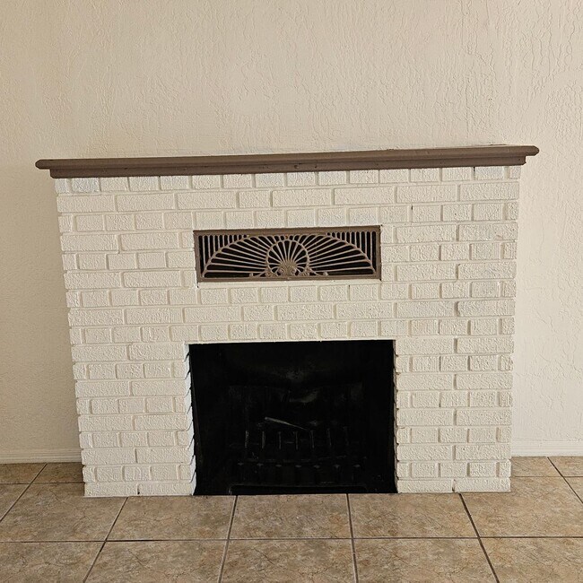 Foto del edificio - 3 bedroom/2 bath home for Rent