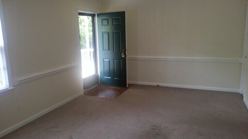 Building Photo - 111 Stony Creek Dr