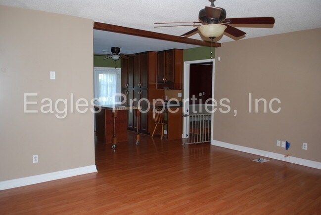 Building Photo - 977 Pikeville Princeton Rd NW