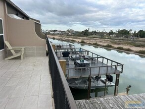 Building Photo - 1342 Harbor Island Dr