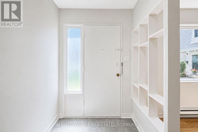 Building Photo - 1350 Winding Trail