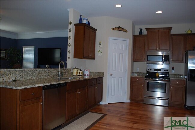 Foto del edificio - 229 Harmony Blvd