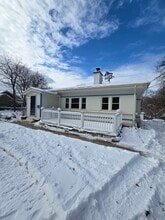 Building Photo - 1412 Lake Dr