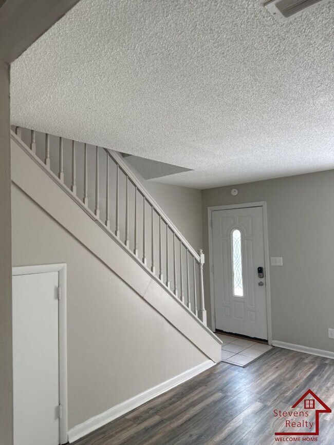 Foto del edificio - 4131 Wilkesview Dr
