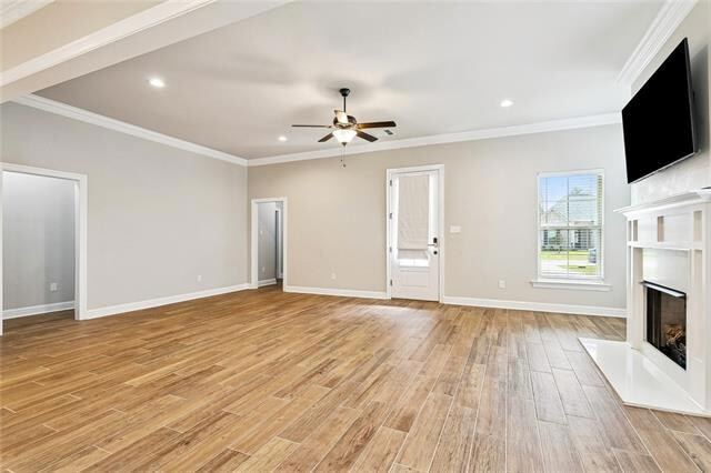 Foto del edificio - 534 Claiborne Trails Dr