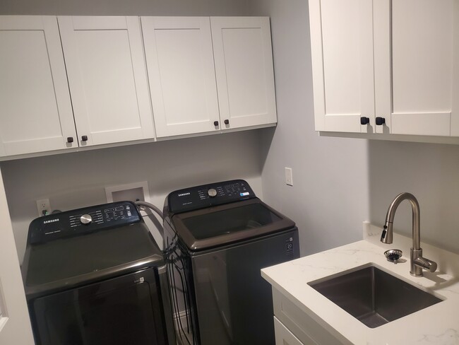 Building Photo - 4308 Emory Way