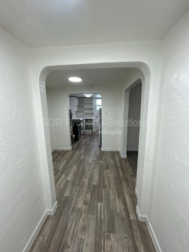 Foto del edificio - 3209 Burton Ave SE