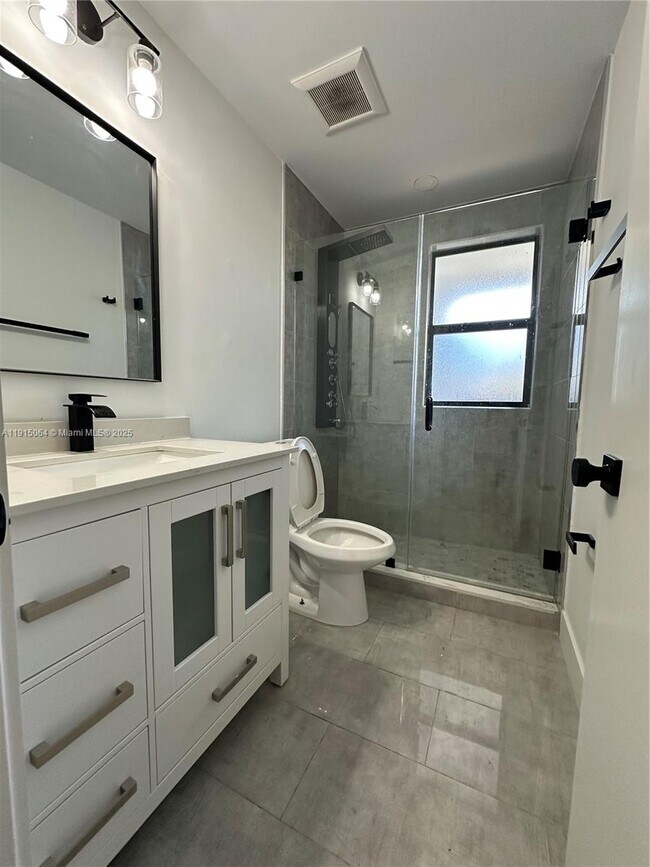 Foto del edificio - 638 SW 21st Ave